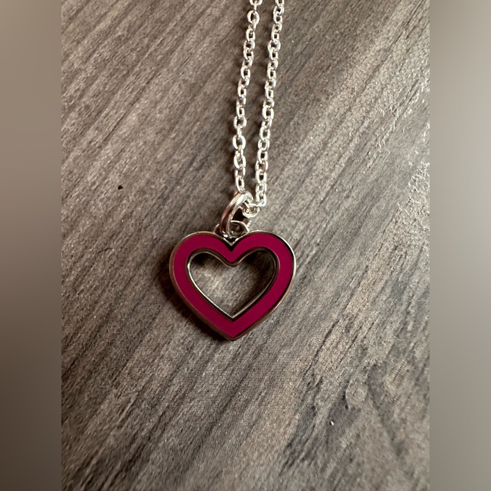 Coach NWOT 925 silver heart necklace